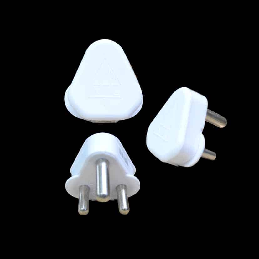 3-PIN PLUG TOP