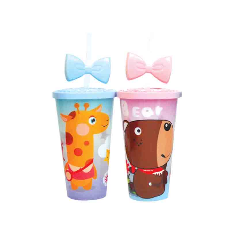 DRINKING CUPS WITH STRAWS 500ML